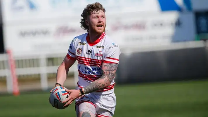 Tom Nisbet in action for Leigh in 2022