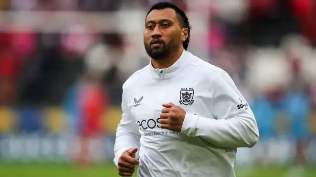 14 Super League players charged as duo suspended following opening round