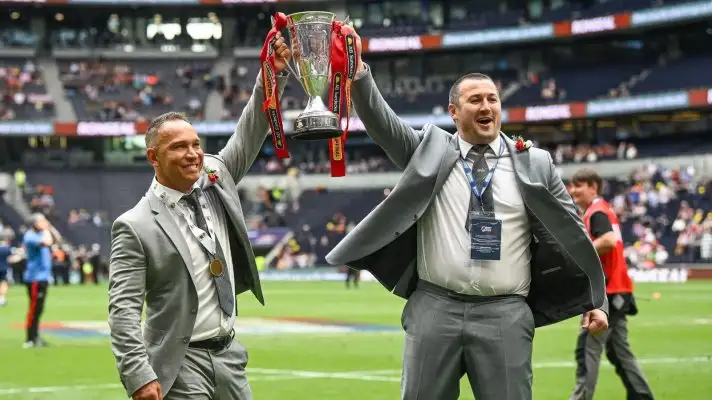 Adrian Lam, Chris Chester, 1895 Cup lift - 2022