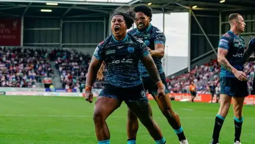 Leading pundit makes bold Leigh title claim as Derek Beaumont credit paid