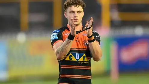 Castleford Tigers coach outlines chance of permanent Elliot Wallis transfer as fresh injury revealed