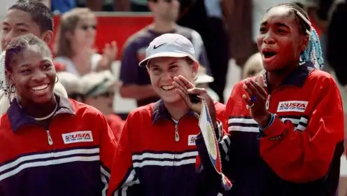 L-R: Serena Williams, Monica Seles, and Venus Williams at the 1999 Billie Jean King Cup.