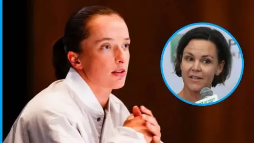 Pictured: Iga Swiatek and Lindsay Davenport