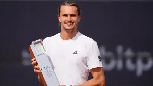 Alexander Zverev with the Munich title.