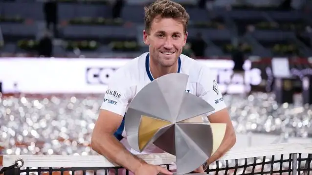 Pictured: Casper Ruud with the Madrid Open title.