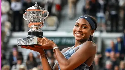 Coco Gauff with the Roland Garros trophy