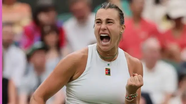 Aryna Sabalenka reacts