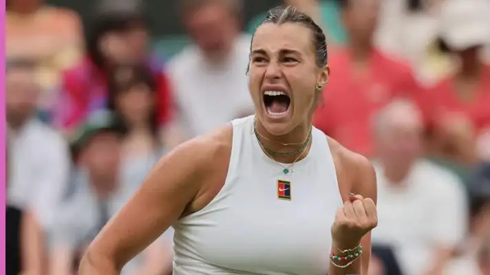 Aryna Sabalenka reacts
