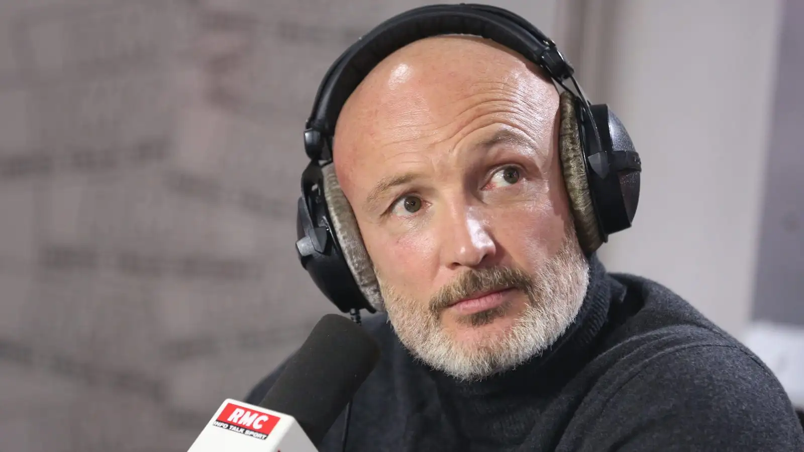 Chelsea legend Leboeuf claims Arsenal 'don’t need' player who's turned