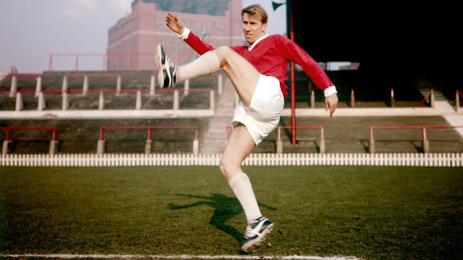 Bobby Charlton, L'icône du football anglais Bobby Charlton, L'icône du football anglais