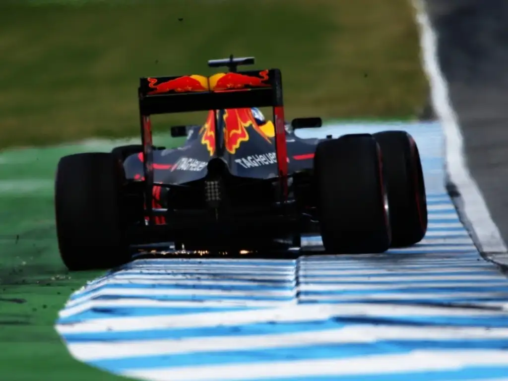 Horner wants 'simple' track limit rule