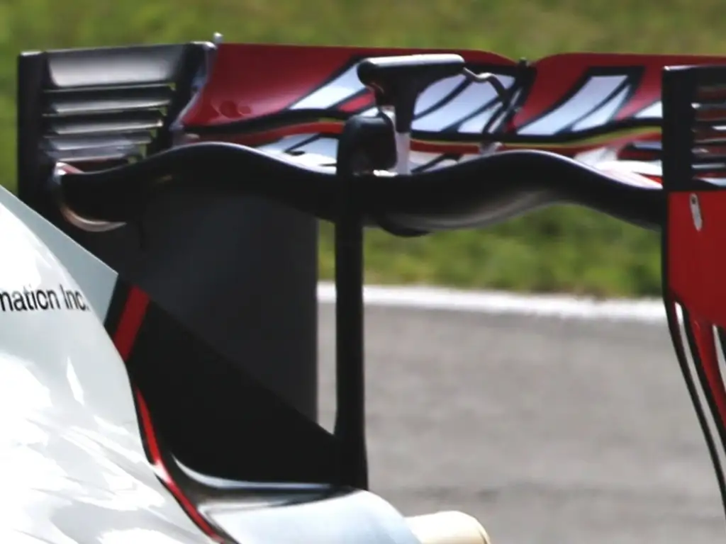 Dual Rear Wing Tech Corner: Haas double-wave rear wing