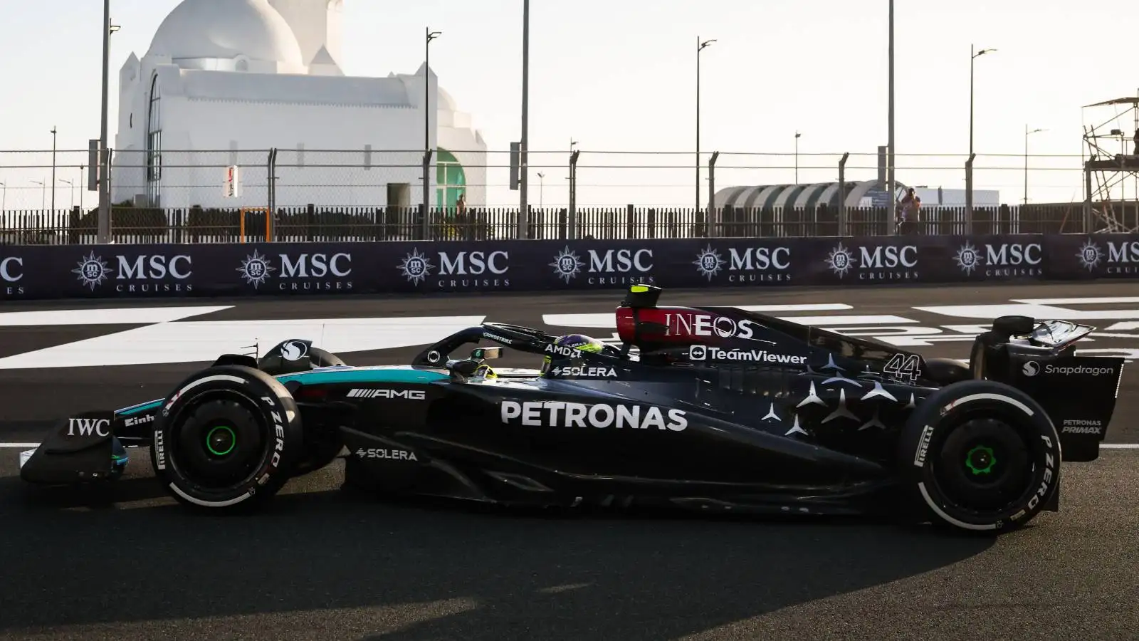 Lewis Hamilton lacking one thing he needs from Mercedes W15 at Saudi ...