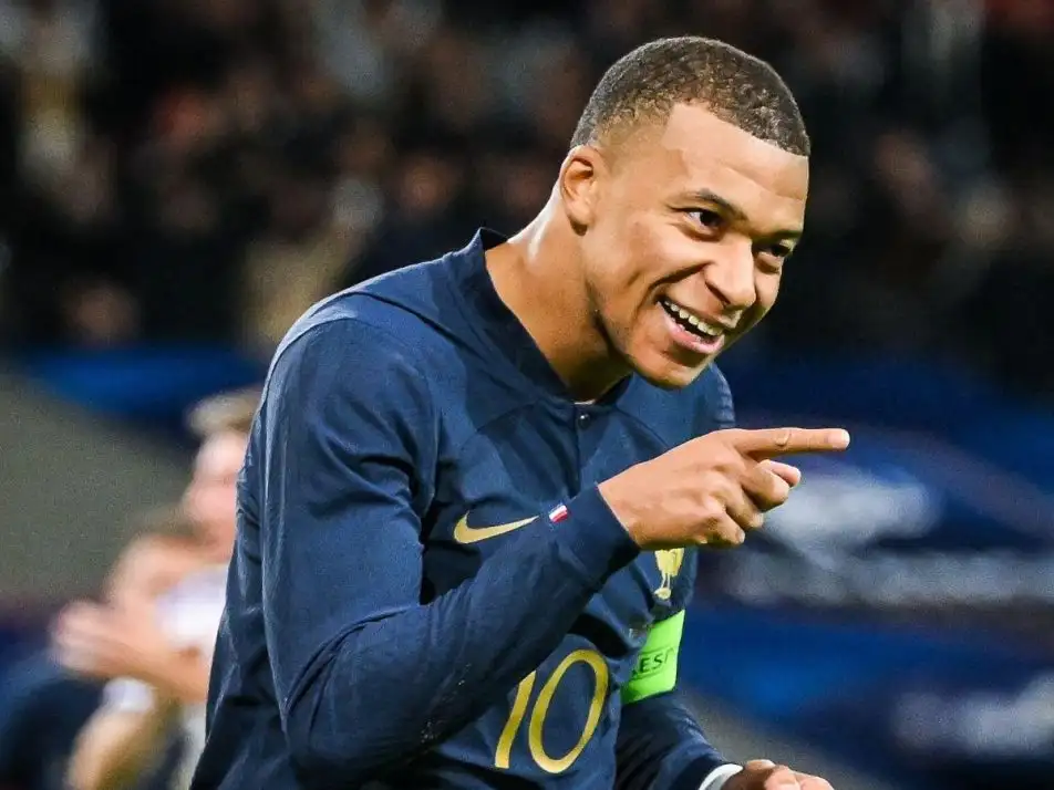 Liverpool dealt blow in pursuit of Mbappe as Spanish giants re-enter ...
