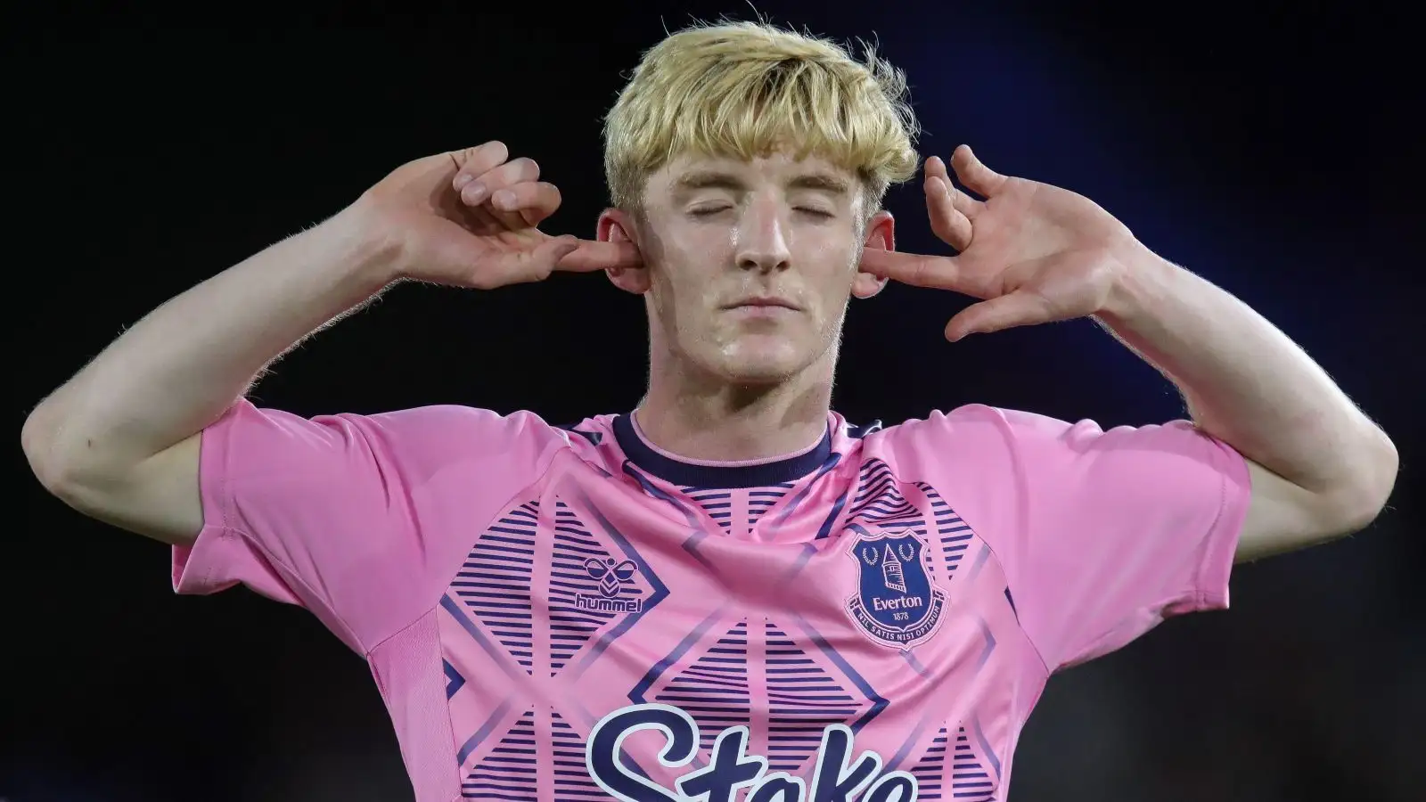 Anthony Gordon Thăng Hoa – Mùa Giải Bứt Phá Nổi Bật Anthony Gordon Thăng Hoa – Mùa Giải Bứt Phá Nổi Bật