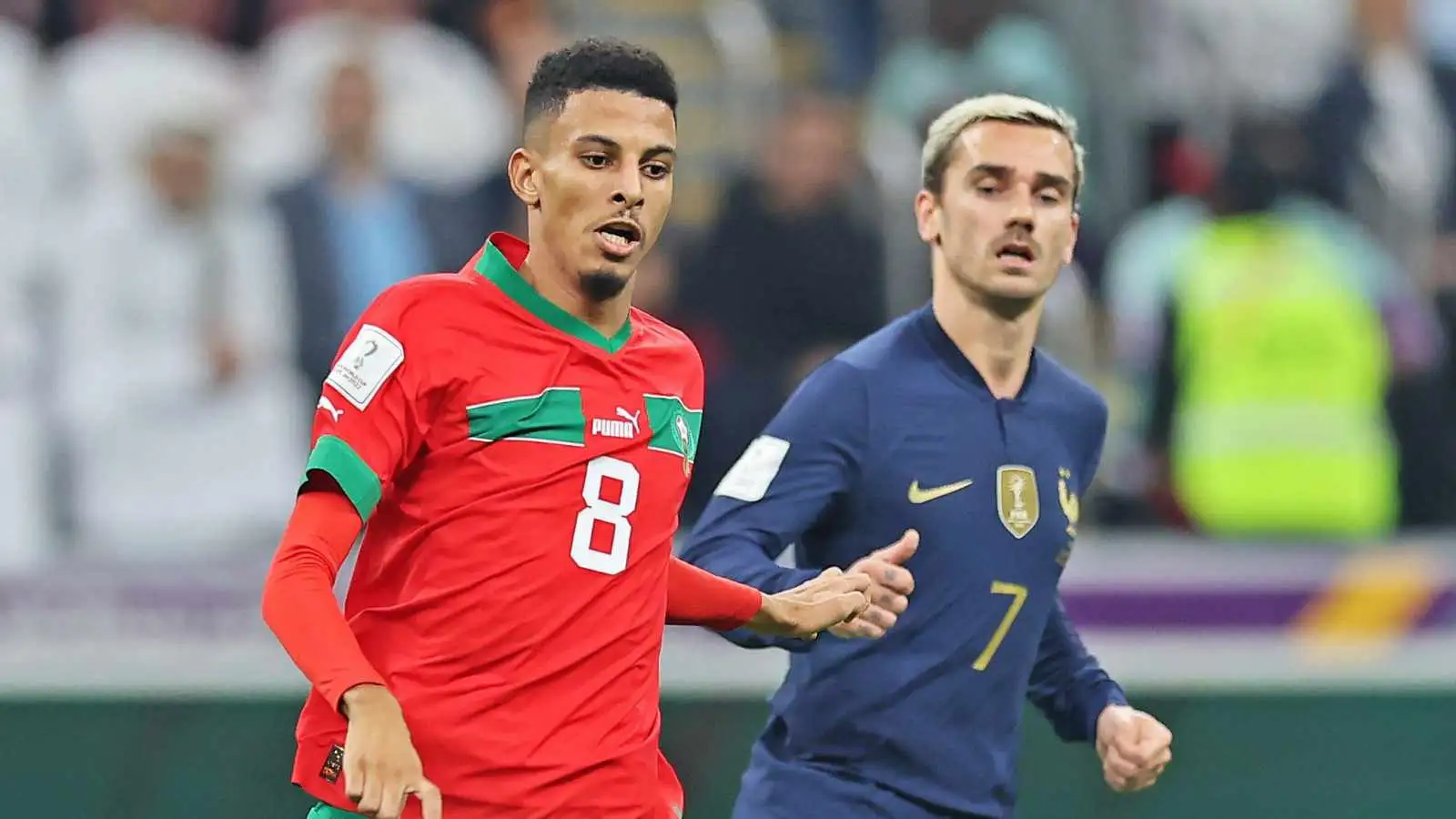 Azzedine Ounahi Sự Bùng Nổ Bất Ngờ - Hành Trình từ Đường Phố đến Vinh Quang Thế Giới Azzedine Ounahi Sự Bùng Nổ Bất Ngờ - Hành Trình từ Đường Phố đến Vinh Quang Thế Giới